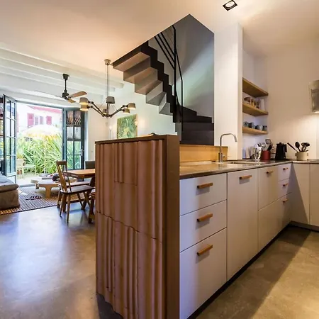 Jungle Keyweek Townhouse With Terrace And Garden Dom wakacyjny